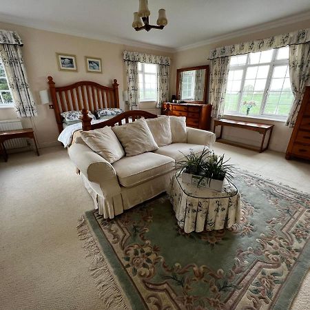 Plumpton House Otel Ashford  Dış mekan fotoğraf